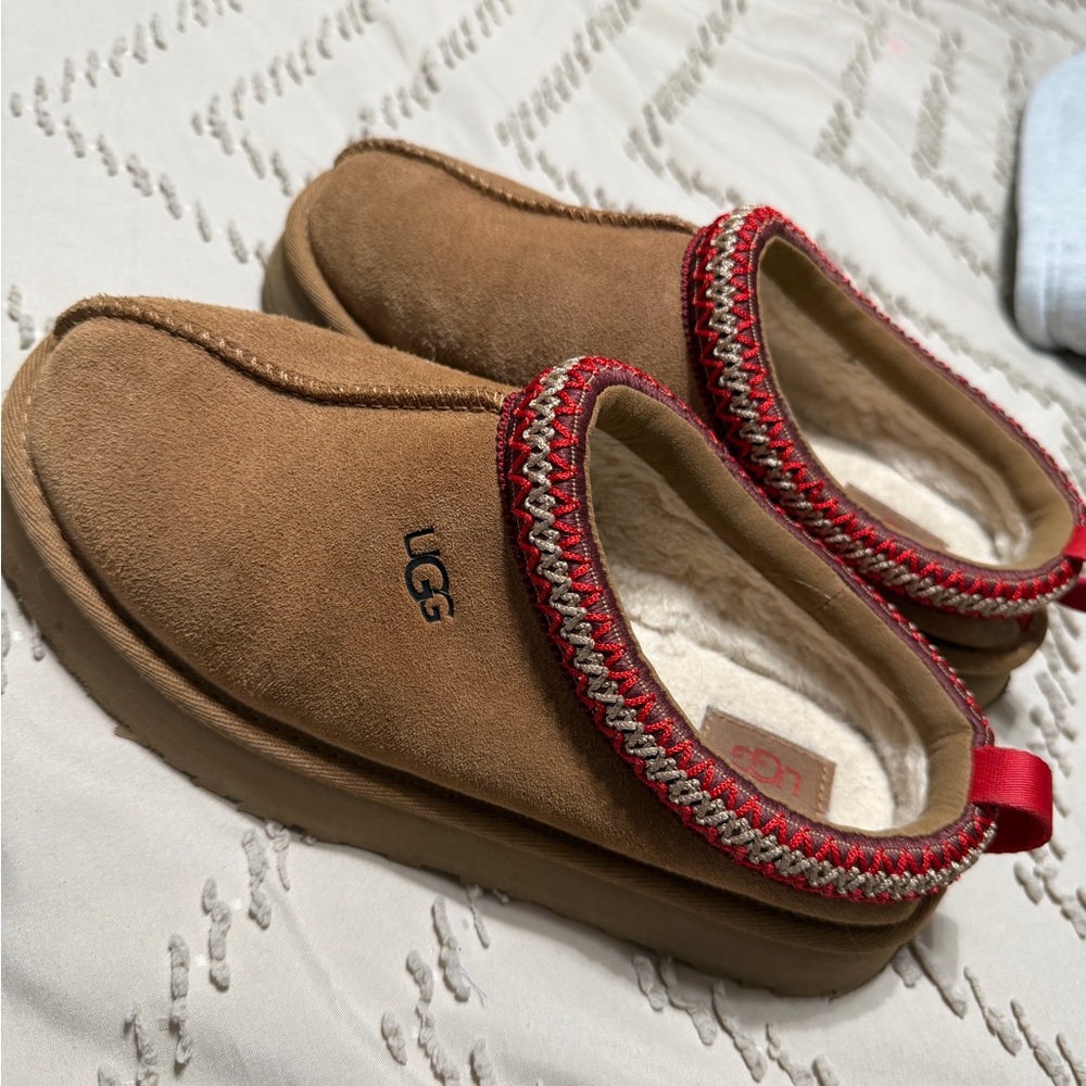 UGG Tan Slippers with Red Accents